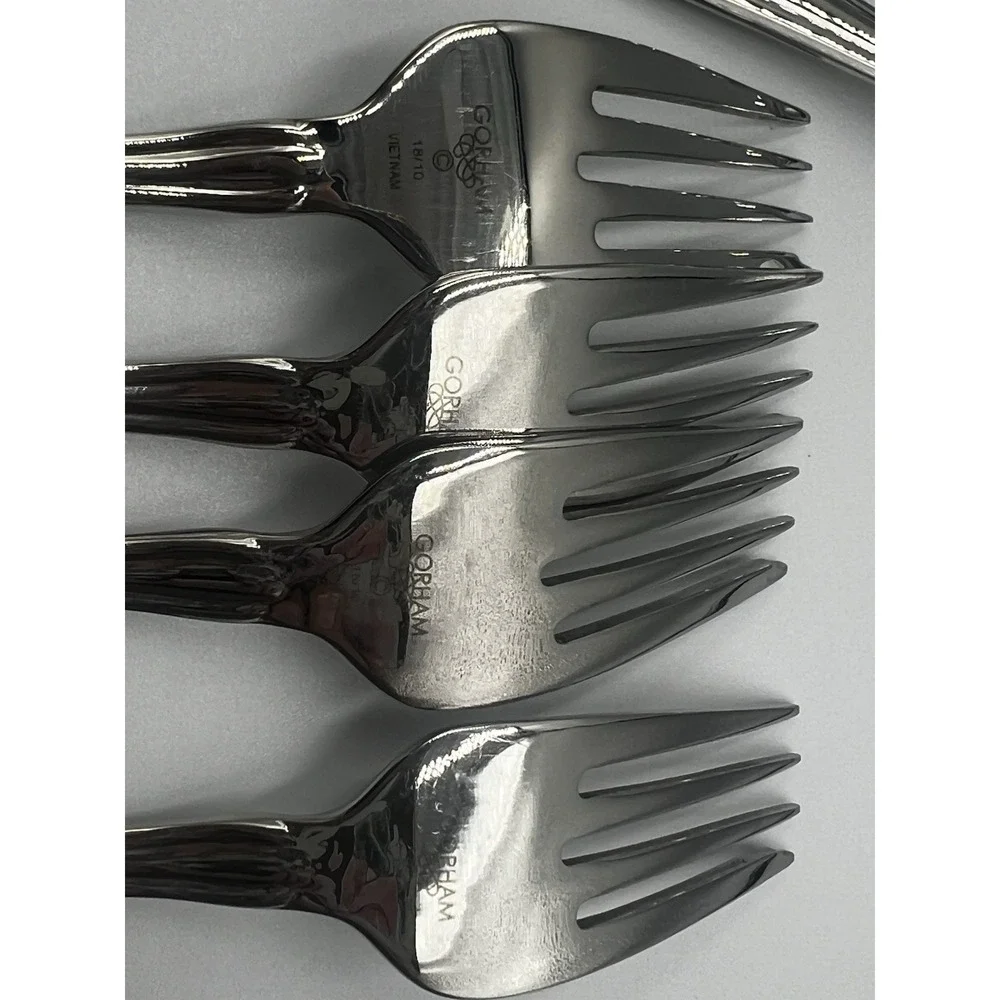 Gorham Melon Bud 18/10 Stainless Steel 20pc Placement For 4. PLEASE SEE ALL PICS